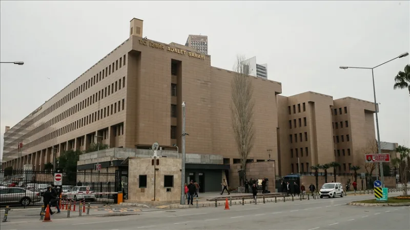 22 заподозрени, арестувани в Измир в рамките на 