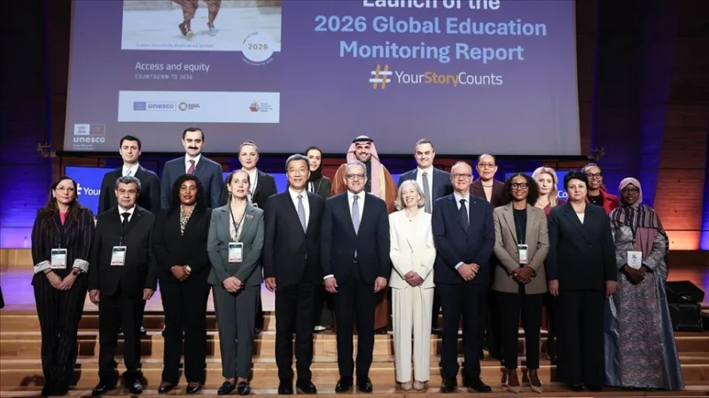 パリで開催されたユネスコの会議で、トルコの教育分野における成果が模範として紹介された