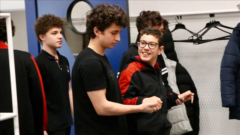 TÜBİTAK Dabaszinātņu vidusskolas skolnieka, kurš cieš no cerebrālās paralīzes, mērķis ir kļūt par zinātnieku