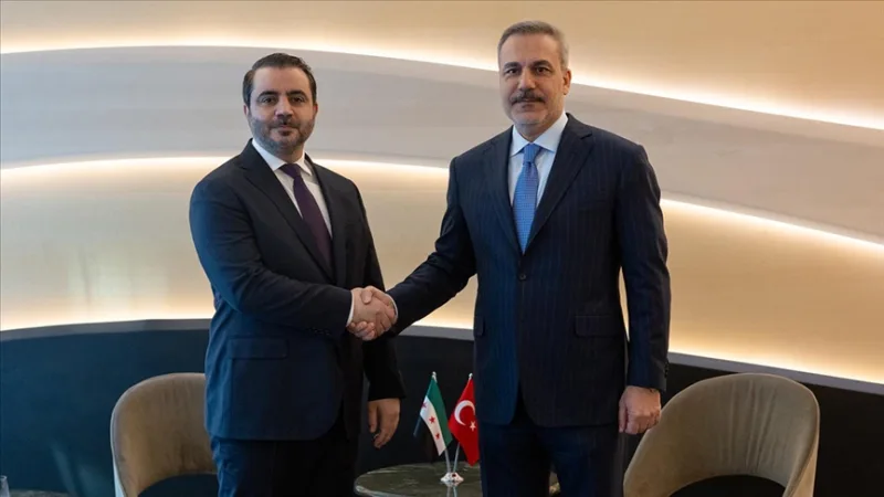 Le ministre des Affaires étrangères Fidan s'est entretenu par téléphone avec son homologue syrien, M. Shaybani