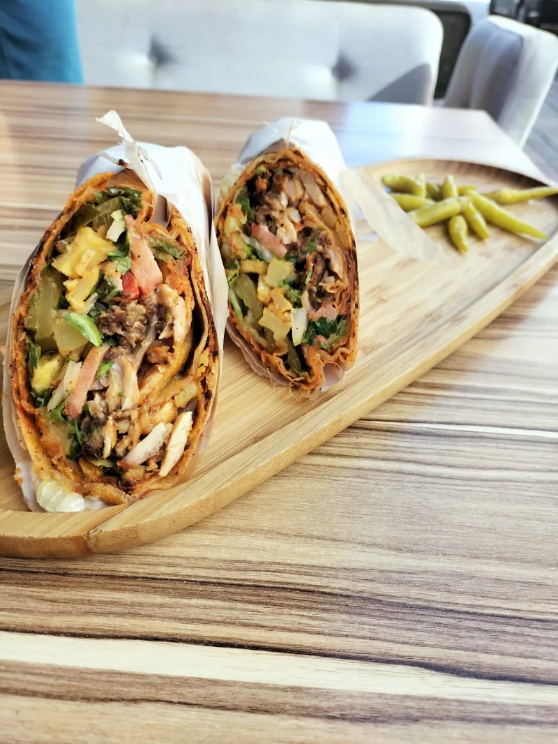 SıfırBir Döner — Restoranas Alanijoje: Užsakymas internetu, kainos ir atsiliepimai
